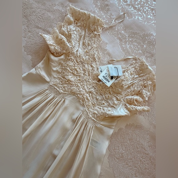 Ivory Lace Detail Slip Dress - Picture 6 of 8